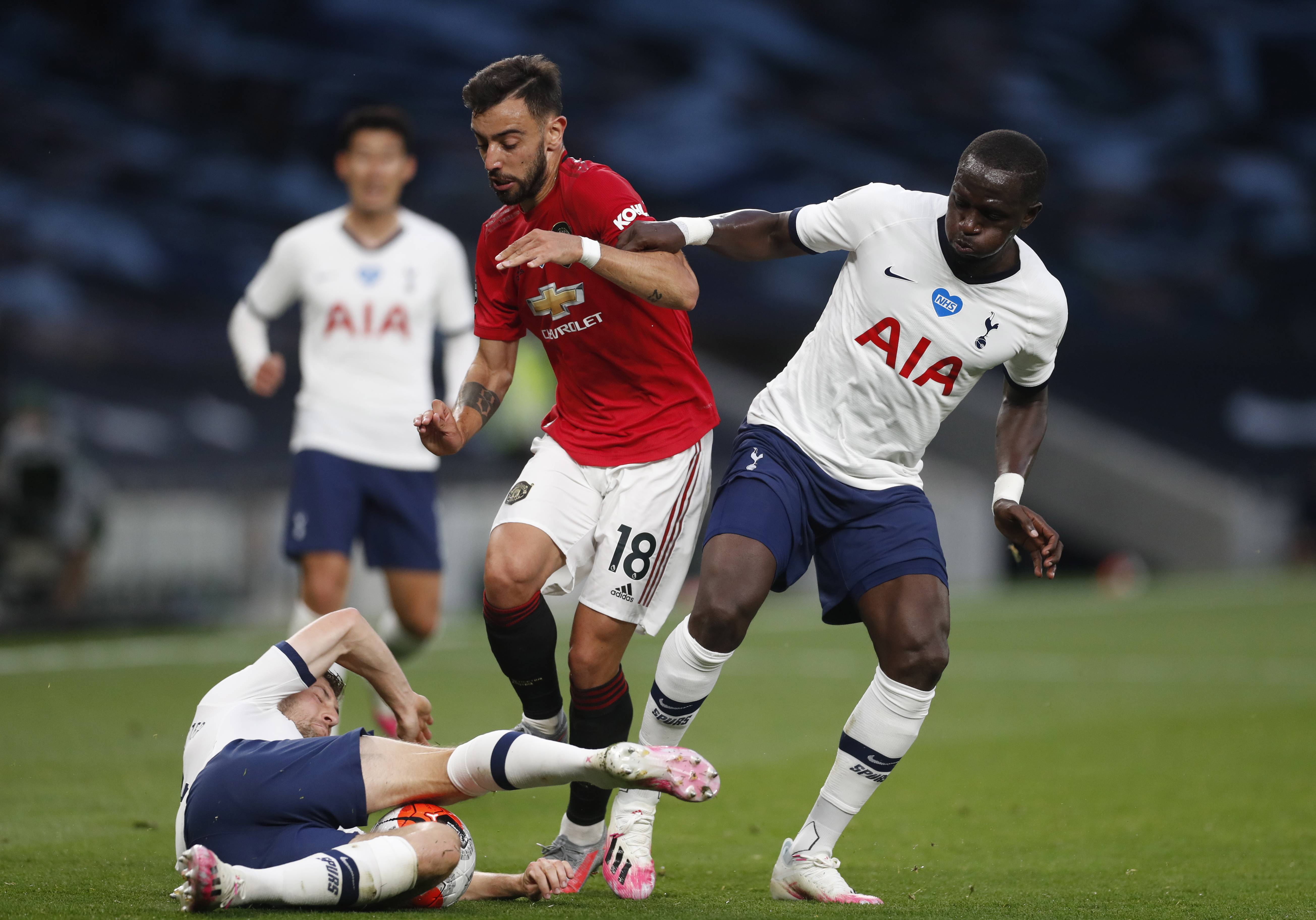 半场结束时 半场结束时